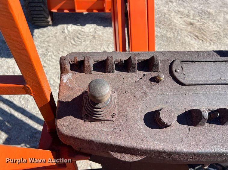 image for item DQ2352 2014 JLG 450AJ boom lift