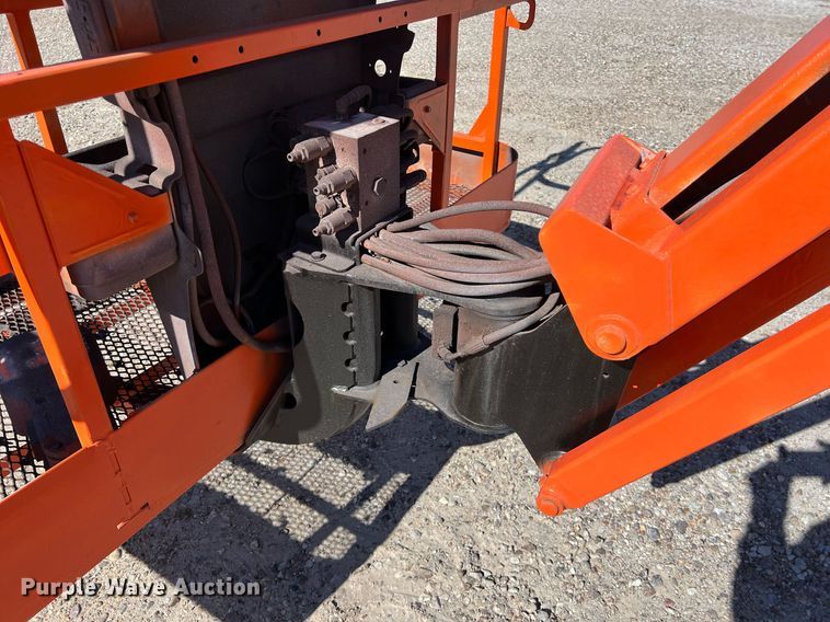 image for item DQ2352 2014 JLG 450AJ boom lift