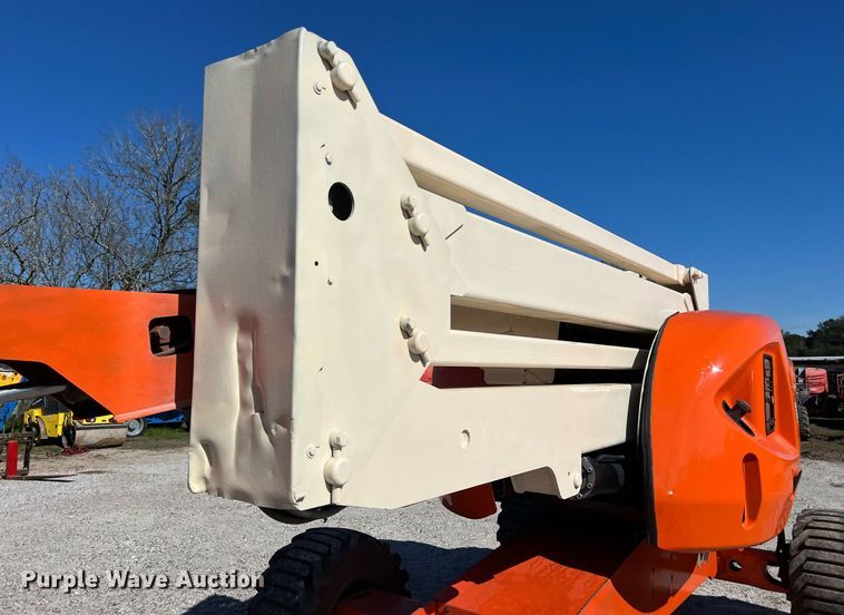 image for item DQ2352 2014 JLG 450AJ boom lift