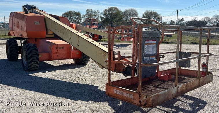 image for item DQ2354 2012 JLG 600S boom lift