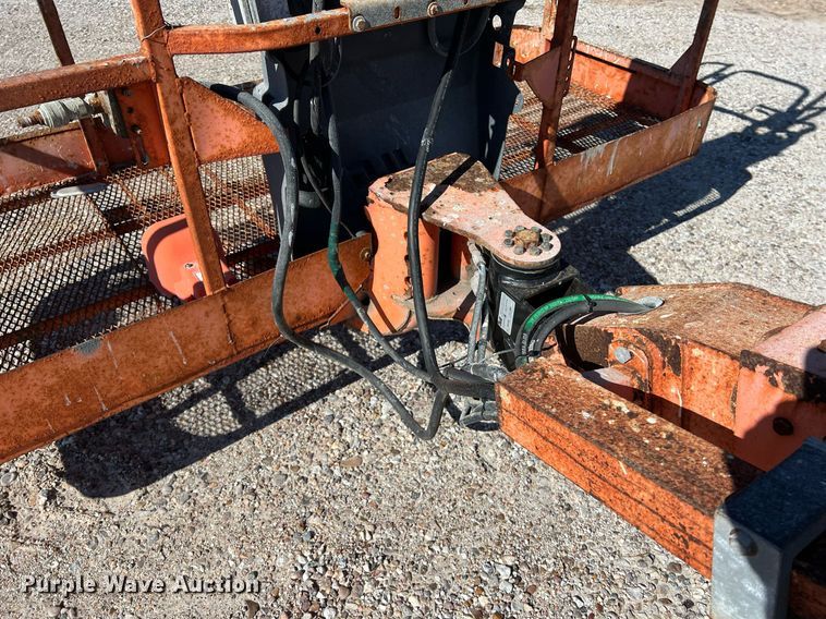 image for item DQ2354 2012 JLG 600S boom lift