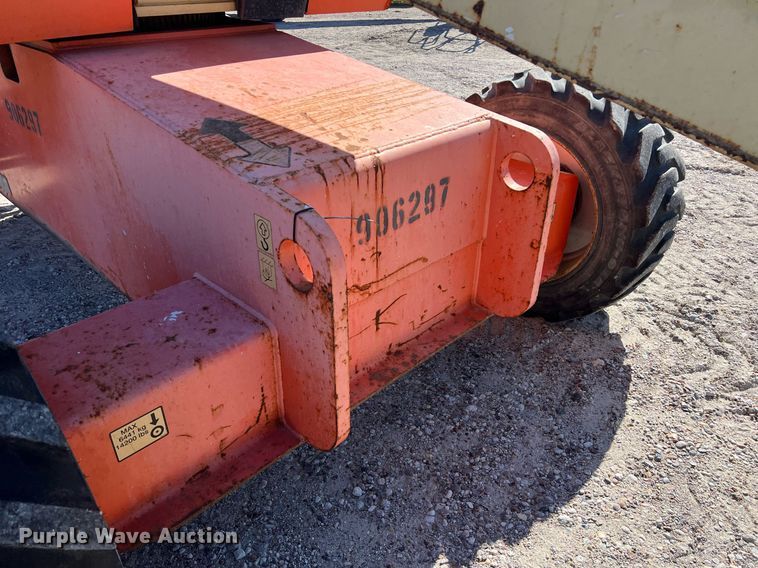 image for item DQ2354 2012 JLG 600S boom lift