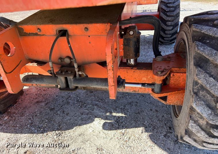 image for item DQ2354 2012 JLG 600S boom lift