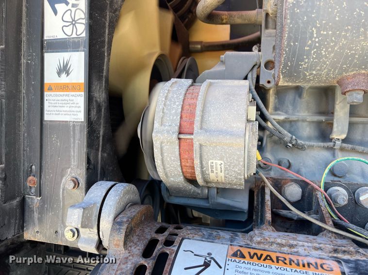 image for item DQ2354 2012 JLG 600S boom lift