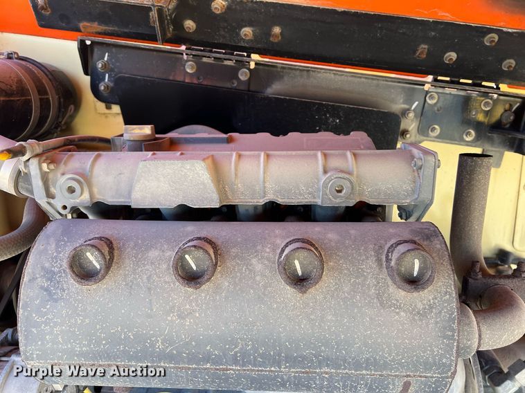 image for item DQ2354 2012 JLG 600S boom lift