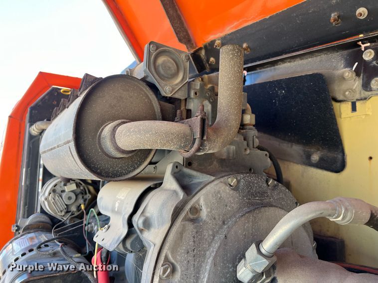 image for item DQ2354 2012 JLG 600S boom lift