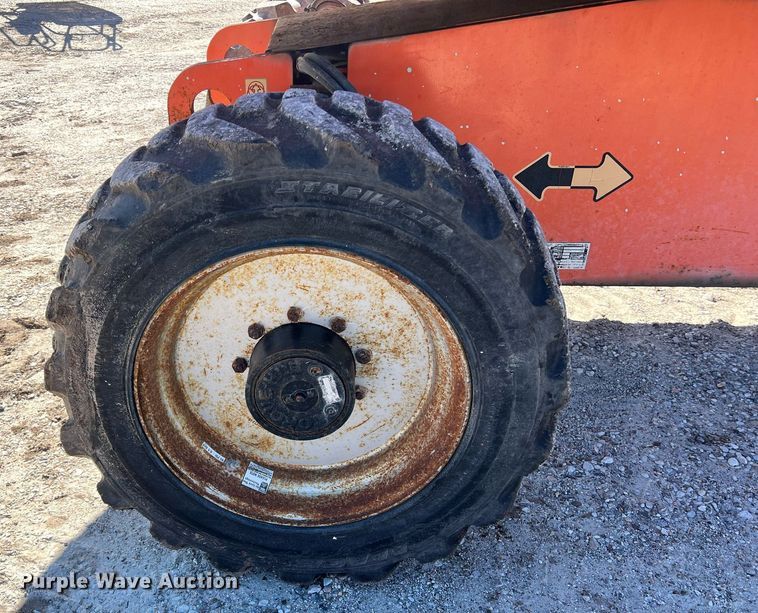 image for item DQ2354 2012 JLG 600S boom lift