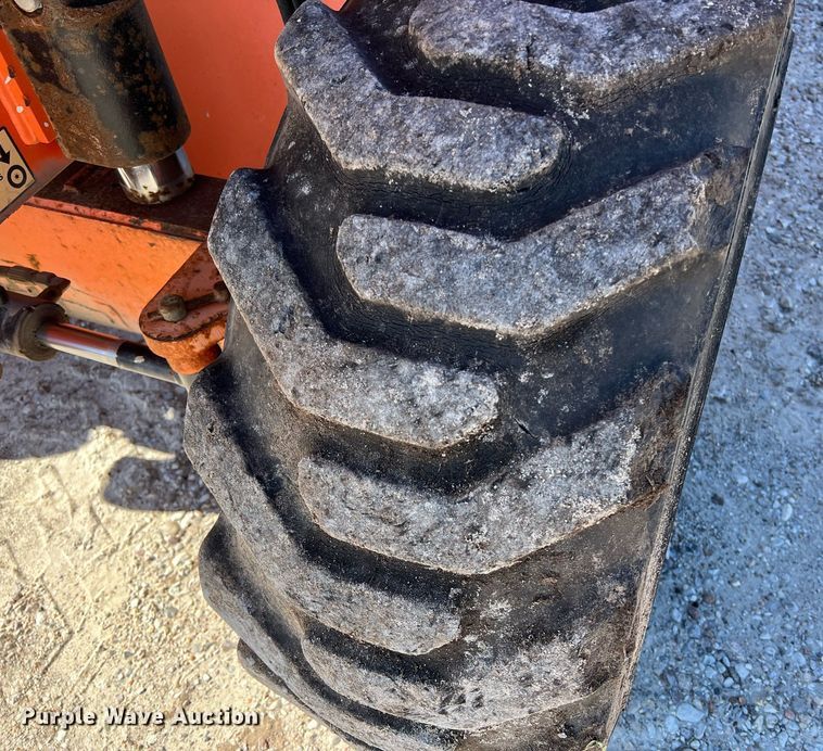 image for item DQ2354 2012 JLG 600S boom lift