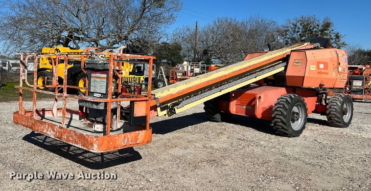 image for item DQ2355 2012 JLG 600S boom lift