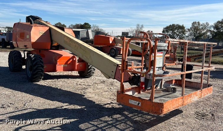image for item DQ2355 2012 JLG 600S boom lift