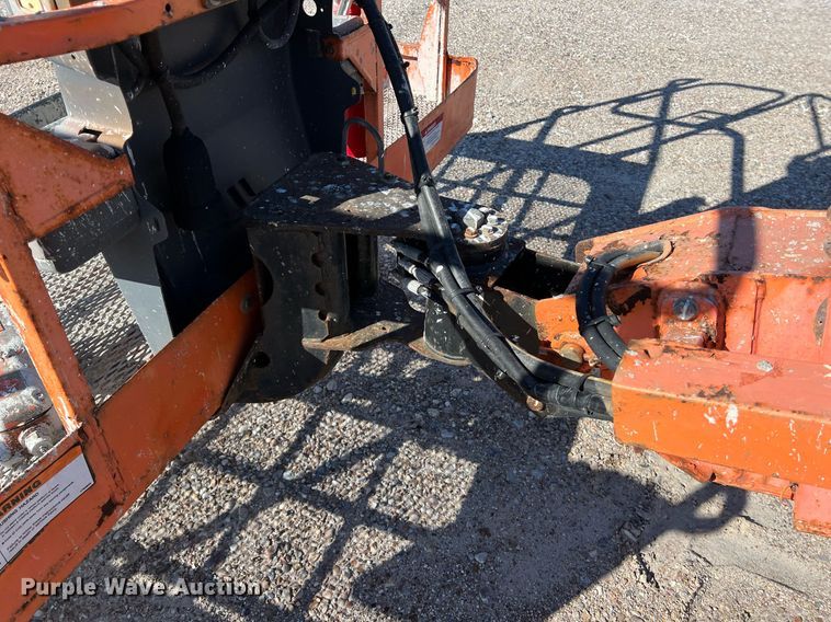 image for item DQ2355 2012 JLG 600S boom lift