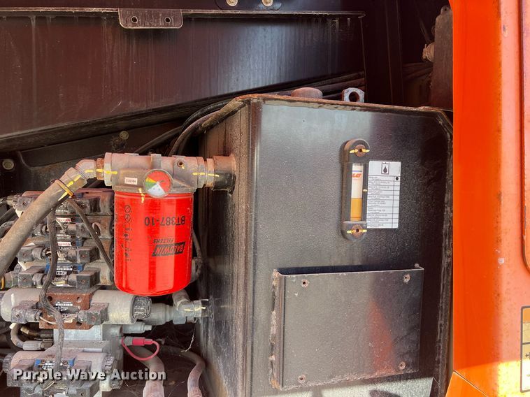 image for item DQ2355 2012 JLG 600S boom lift