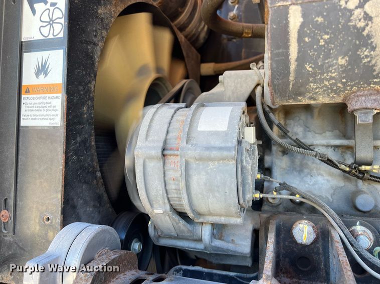 image for item DQ2355 2012 JLG 600S boom lift