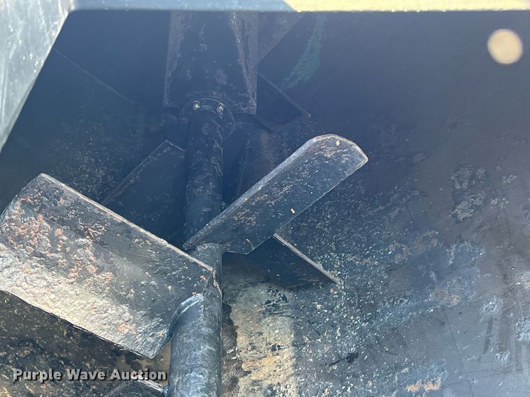 image for item DQ2356 2006 Finn T120GN  hydroseeder