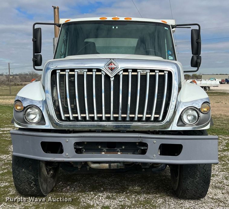 image for item DQ2357 2010 International 7500 dump truck