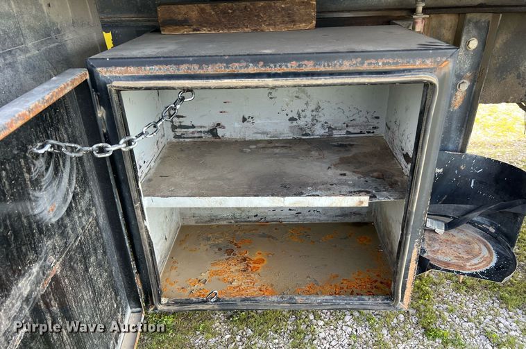 image for item DQ2357 2010 International 7500 dump truck