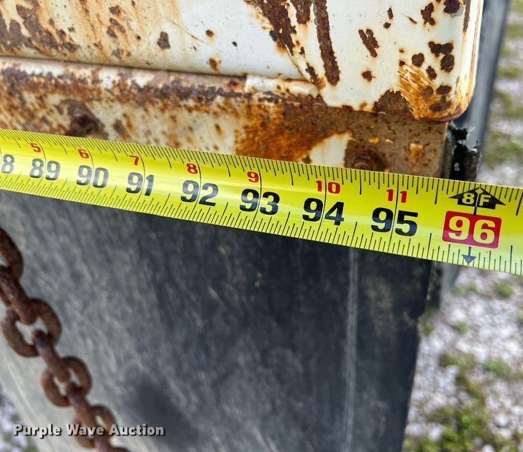 image for item DQ2357 2010 International 7500 dump truck