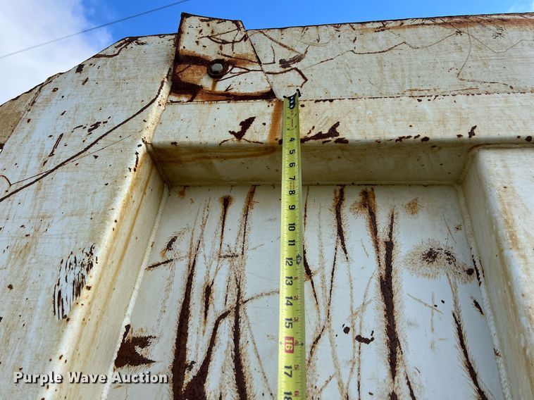 image for item DQ2357 2010 International 7500 dump truck