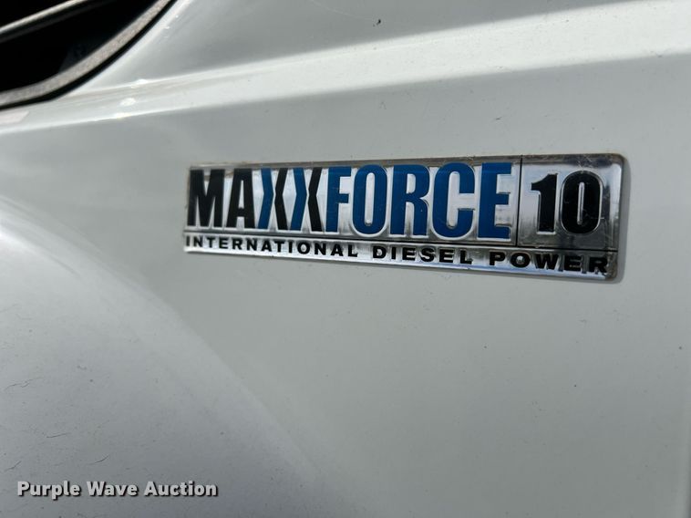 image for item DQ2357 2010 International 7500 dump truck