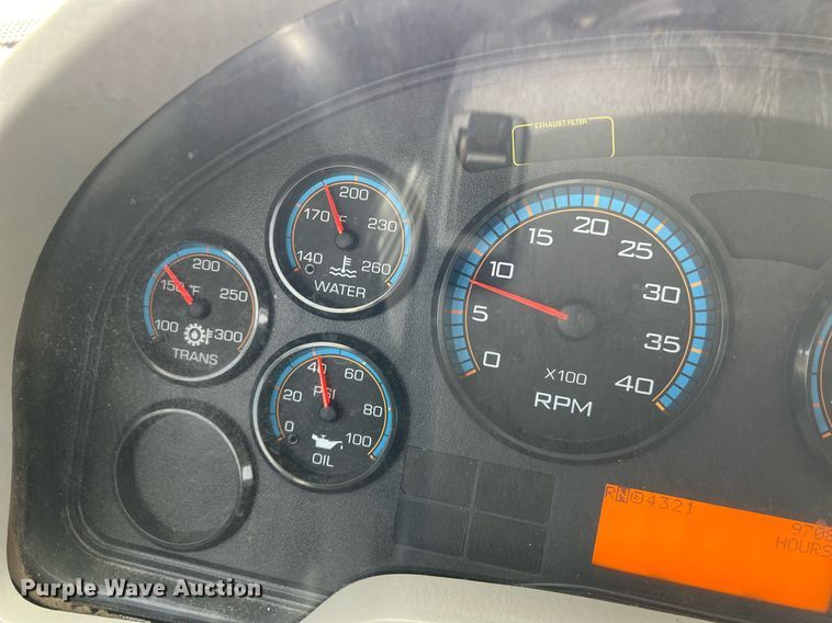 image for item DQ2357 2010 International 7500 dump truck