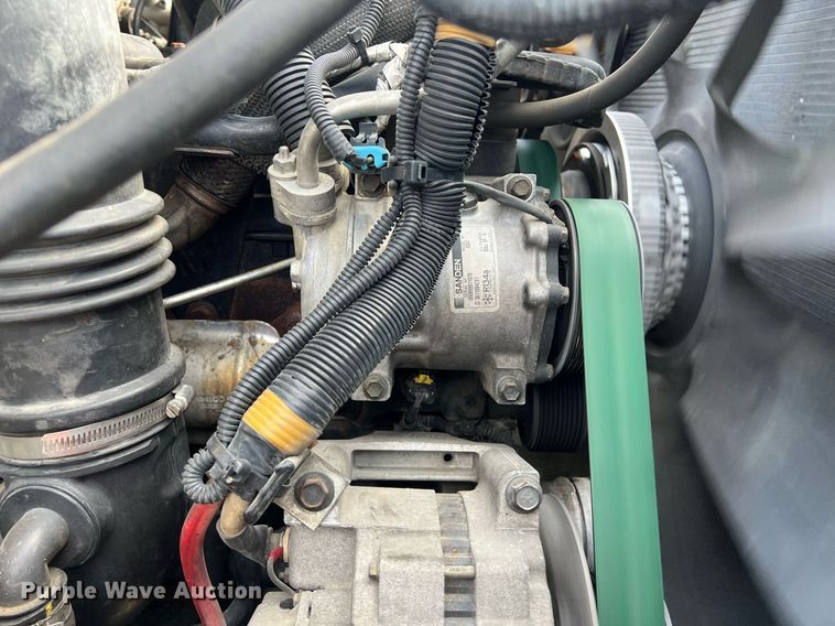 image for item DQ2357 2010 International 7500 dump truck