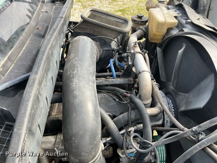 image for item DQ2357 2010 International 7500 dump truck