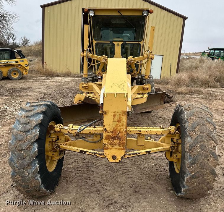 image for item EK9937 1986 Caterpillar 120G motor grader