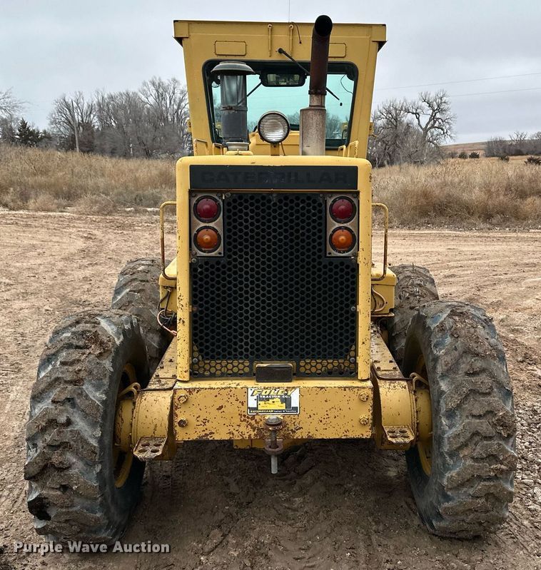 image for item EK9937 1986 Caterpillar 120G motor grader