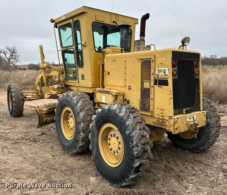 image for item EK9937 1986 Caterpillar 120G motor grader