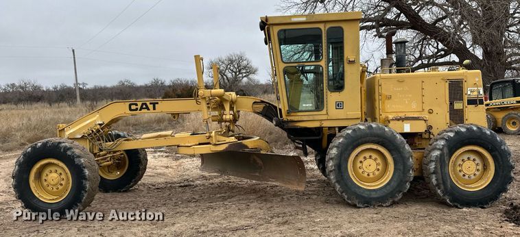 image for item EK9937 1986 Caterpillar 120G motor grader