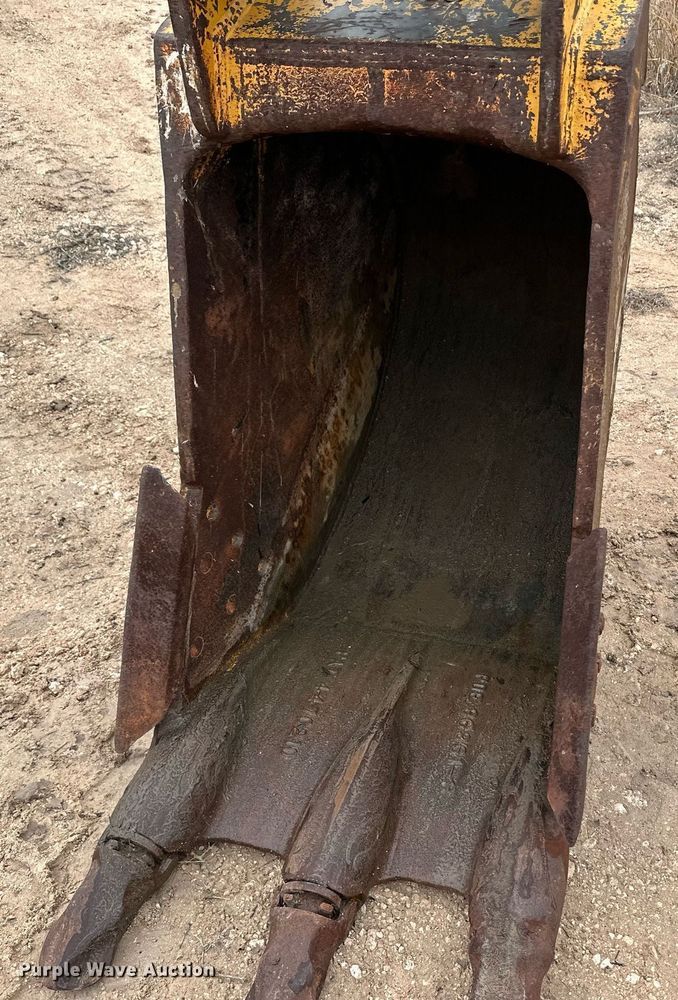 image for item EK9938 1987 John Deere 790D excavator