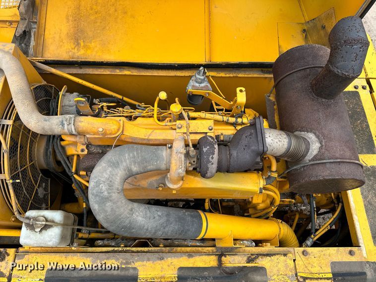 image for item EK9938 1987 John Deere 790D excavator