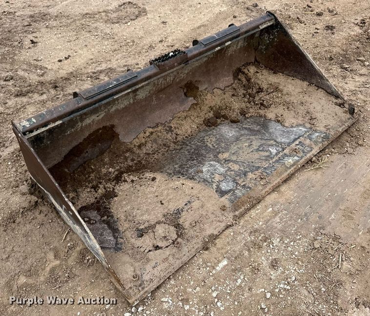 image for item EK9941 2002 John Deere 250 skid steer loader