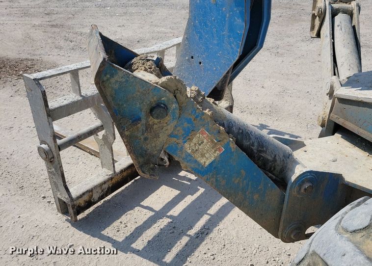 image for item IQ9943 2012 Genie GTH1056 telehandler