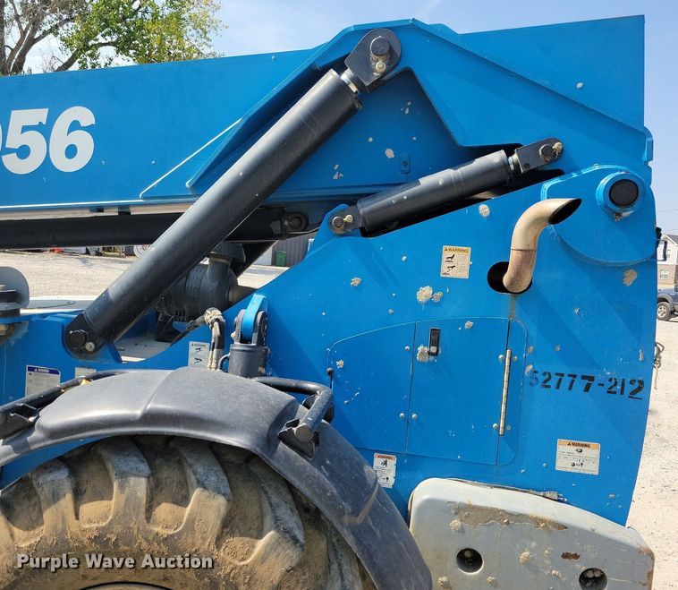 image for item IQ9943 2012 Genie GTH1056 telehandler