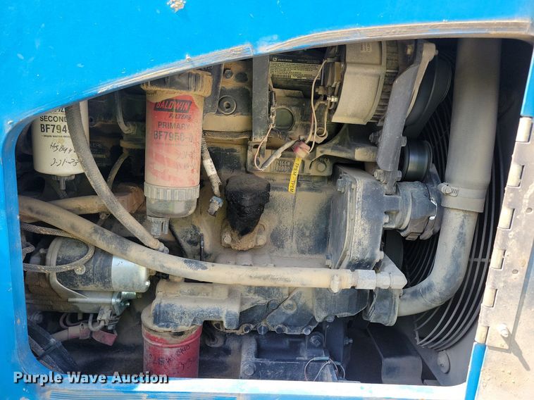 image for item IQ9943 2012 Genie GTH1056 telehandler