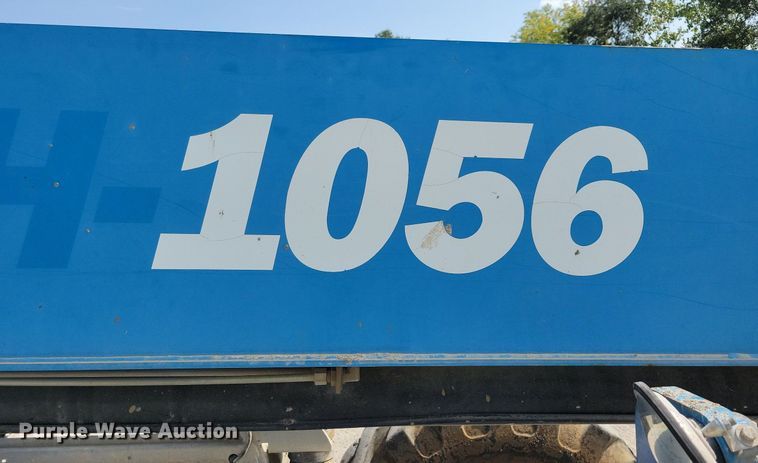 image for item IQ9943 2012 Genie GTH1056 telehandler