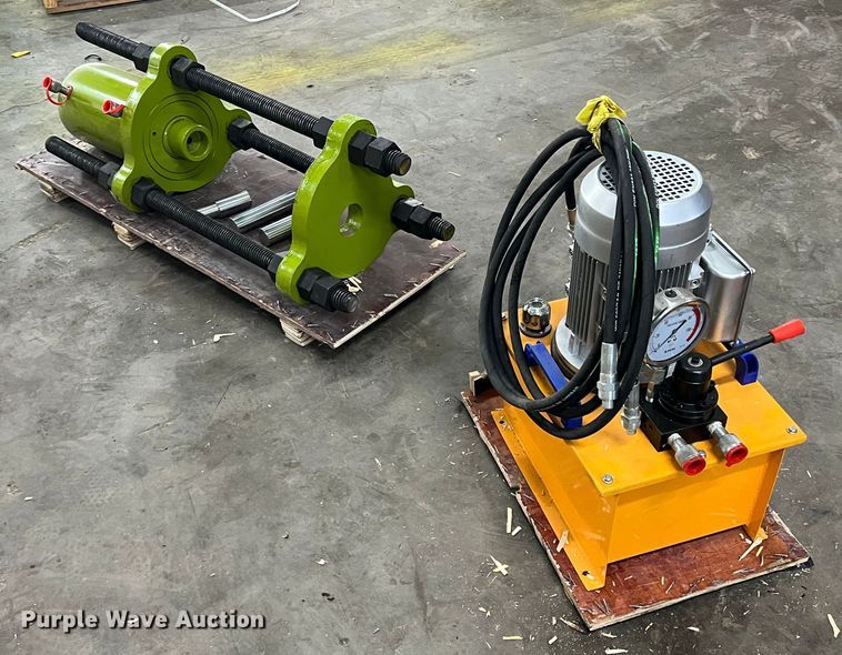 image for item JT9014 Track pin press