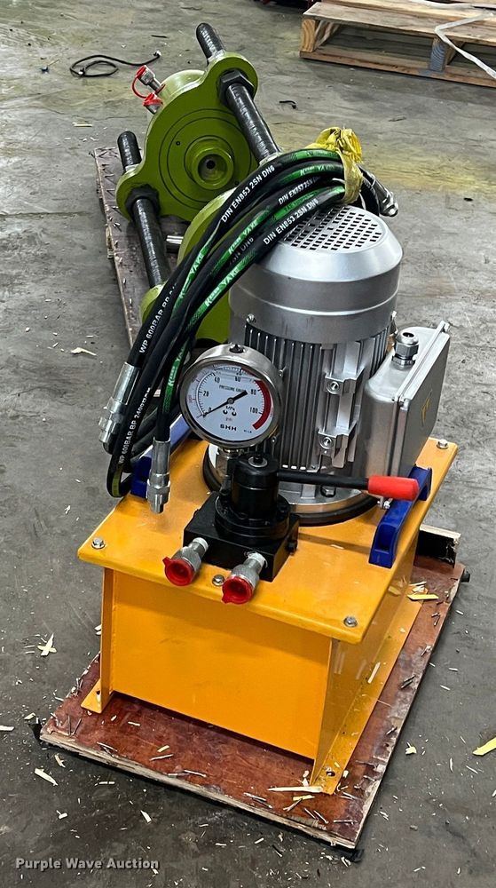 image for item JT9014 Track pin press