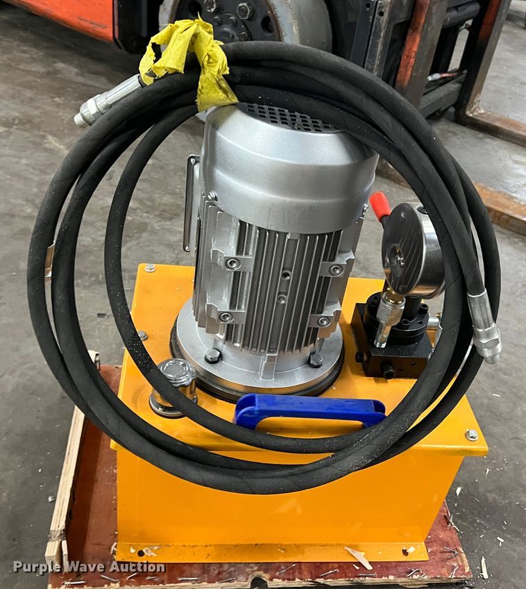 image for item JT9014 Track pin press