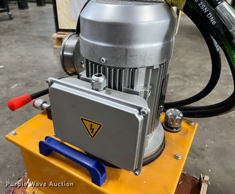 image for item JT9014 Track pin press