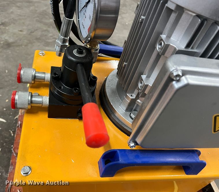 image for item JT9014 Track pin press