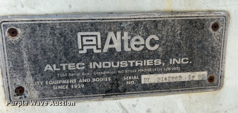 image for item JT9029 2013 International  DuraStar 4300 forestry bucket truck