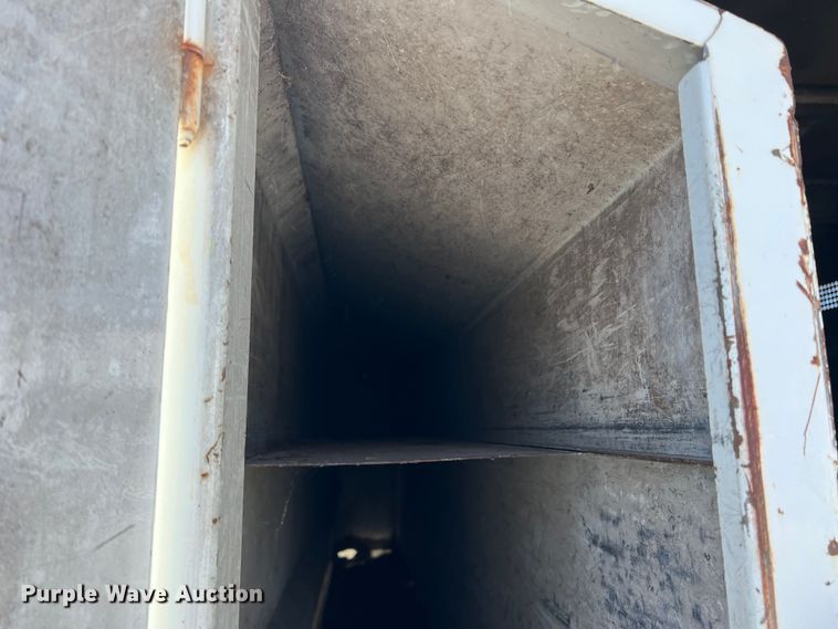 image for item JT9029 2013 International  DuraStar 4300 forestry bucket truck