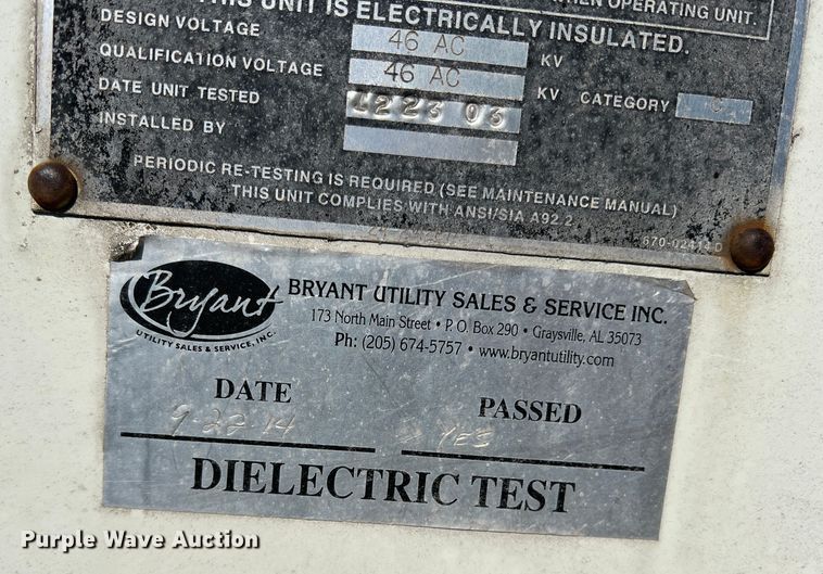 image for item JT9029 2013 International  DuraStar 4300 forestry bucket truck