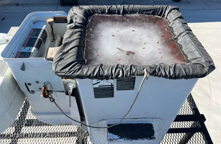 image for item JT9029 2013 International  DuraStar 4300 forestry bucket truck