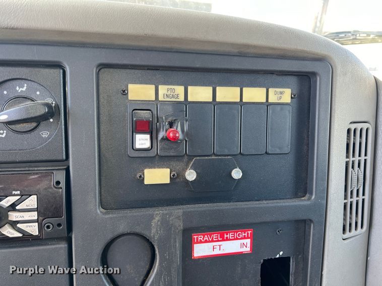 image for item JT9029 2013 International  DuraStar 4300 forestry bucket truck