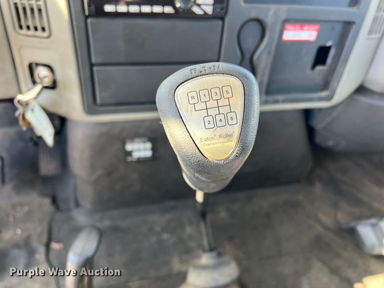 image for item JT9029 2013 International  DuraStar 4300 forestry bucket truck