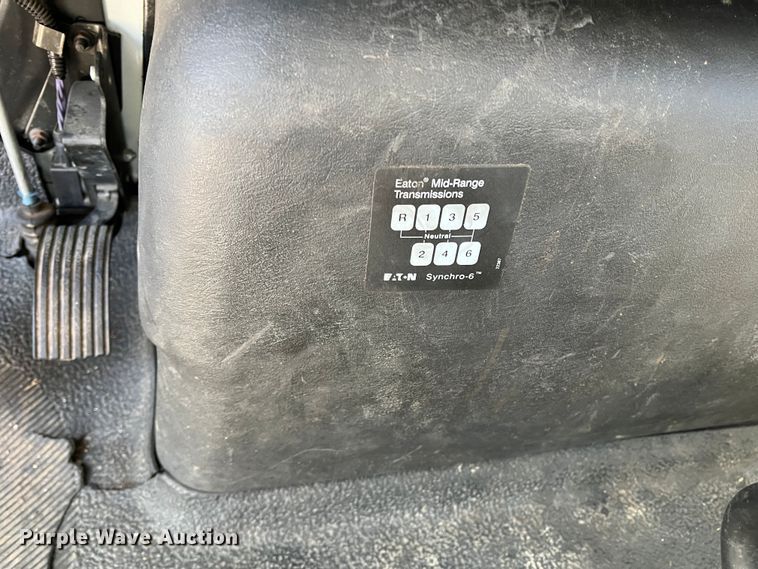 image for item JT9029 2013 International  DuraStar 4300 forestry bucket truck