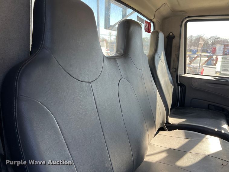 image for item JT9029 2013 International  DuraStar 4300 forestry bucket truck